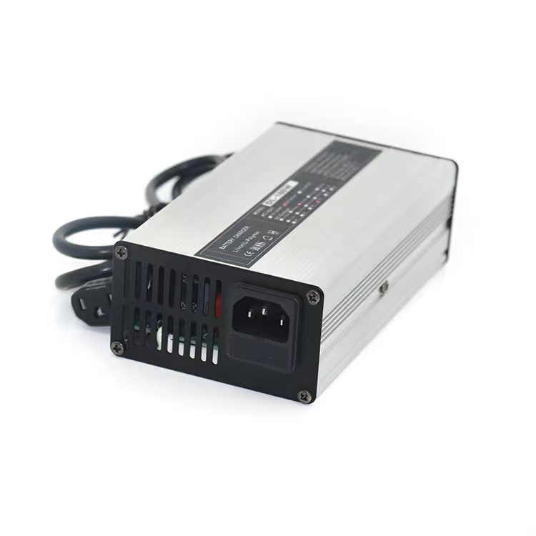 12v 30a ac‑dc lifepo4 battery charger 14.4v /14.6v smart charger for scooter motorcycle lithium iron phosphate battery